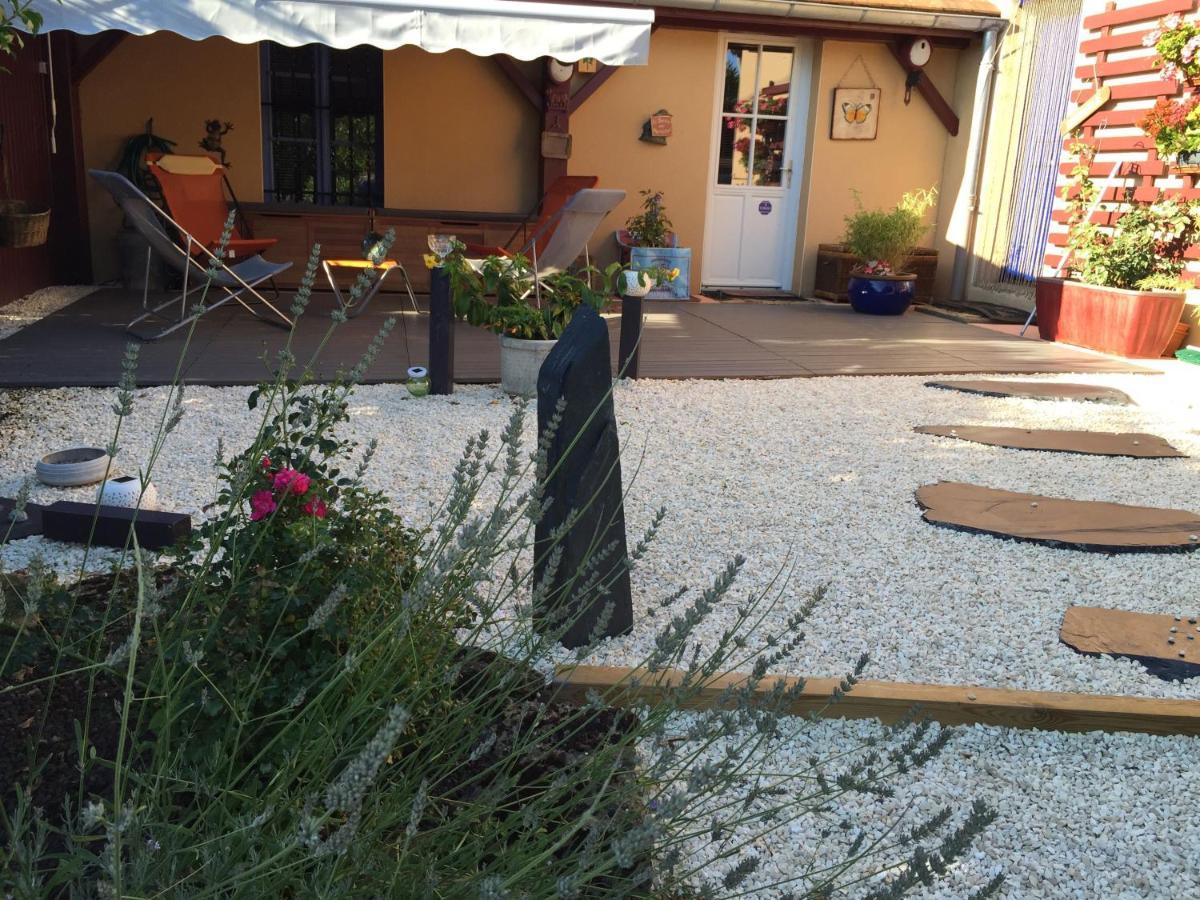 Le Jardin De Theleme "Charme Discret Pour Un Nid Douillet" Villa Mazille Eksteriør billede